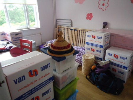 Naomi's oude kamer vol dozen